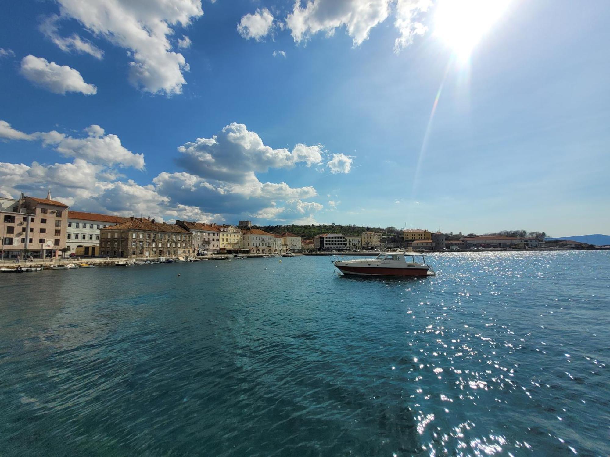 Biondic - Sunce * Senj (Lika-Senj)